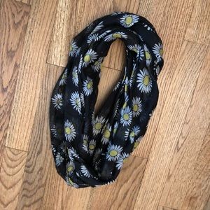 Infinity Scarf. Lightweight